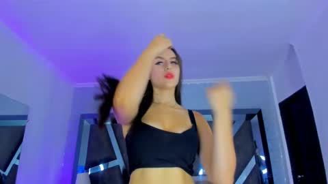 Snapshot of allijadid chatting on 03-04-25, 10:35 online show from 03-04-25, 10:35