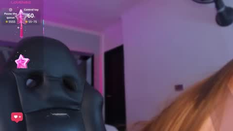 Snapshot of allijadid chatting on 09-10-25, 10:26 online show from 09-10-25, 10:26