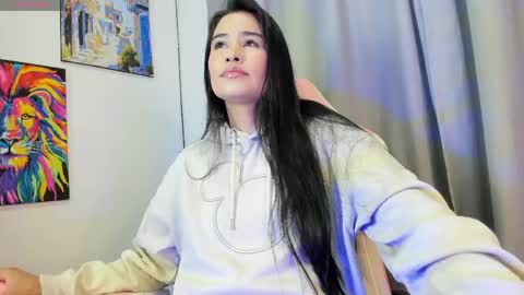 Snapshot of allison_love chatting on 05-18-26, 01:02 allison online show from 05-18-26, 01:02