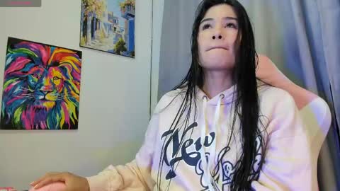 Snapshot of allison_love chatting on 05-24-26, 01:10 allison online show from 05-24-26, 01:10