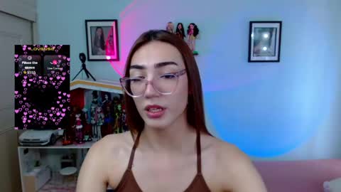 Snapshot of allisonblossom chatting on 05-12-26, 07:33 online show from 05-12-26, 07:33