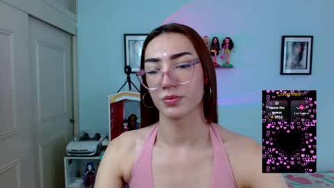 Snapshot of allisonblossom chatting on 05-19-26, 07:09 online show from 05-19-26, 07:09