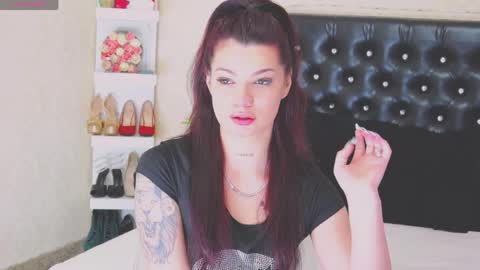 Snapshot of allisonn223 chatting on 03-29-26, 12:16 Deea online show from 03-29-26, 12:16