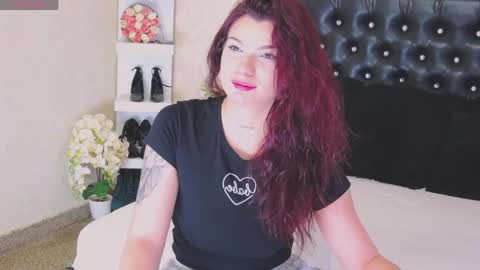 Snapshot of allisonn223 chatting on 05-29-26, 12:25 Deea online show from 05-29-26, 12:25