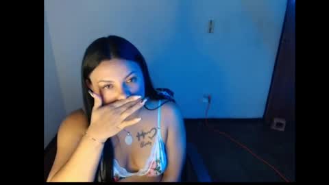 Snapshot of allisonn_smith18 chatting on 05-01-26, 01:32 Alisson online show from 05-01-26, 01:32