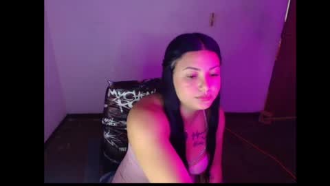 Snapshot of allisonn_smith18 chatting on 05-03-26, 04:07 Alisson online show from 05-03-26, 04:07