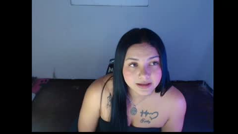 Snapshot of allisonn_smith18 chatting on 05-23-26, 01:44 Alisson online show from 05-23-26, 01:44