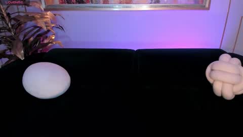 Allison Rogers online show from 10-17-25, 02:48