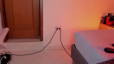 A L L I S S online show from 09-10-25, 07:36