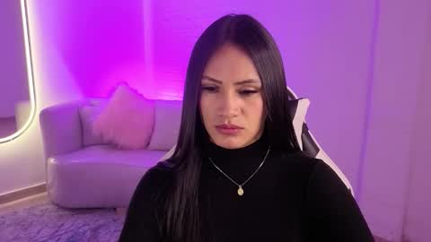 Allisson online show from 11-21-25, 03:27