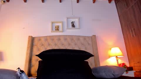 Snapshot of allisson_m chatting on 03-16-26, 12:09 allisson online show from 03-16-26, 12:09