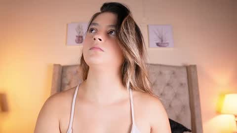 Snapshot of allisson_m chatting on 05-16-26, 12:04 allisson online show from 05-16-26, 12:04
