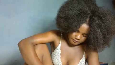 allizida01 online show from 11-28-25, 06:10