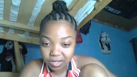 allizida01 online show from 02-02-26, 07:18