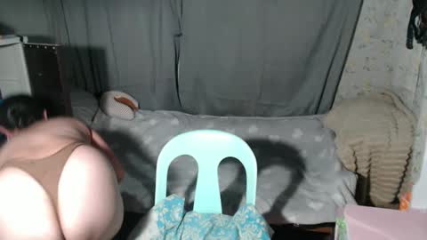 Snapshot of alluring_bobbies chatting on 12-03-24, 06:49 dhiharu online show from 12-03-24, 06:49