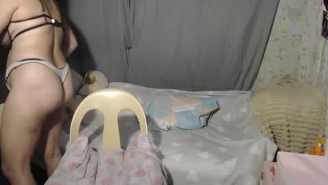 Snapshot of alluring_bobbies chatting on 03-04-25, 07:43 dhiharu online show from 03-04-25, 07:43