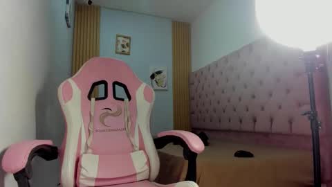 alluringangel01 online show from 11-03-25, 03:19