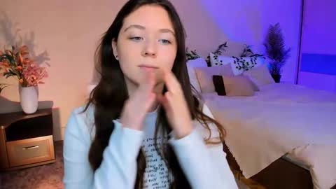 alluringeyess online show from 09-10-25, 12:49