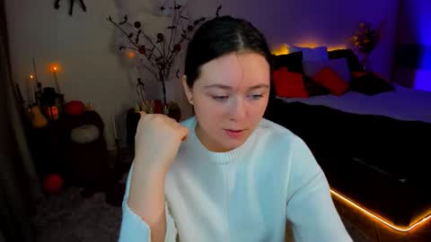 alluringeyess online show from 10-28-25, 10:08