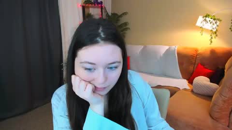 alluringeyess online show from 05-02-26, 04:17