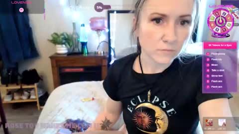 Alluring Pixie online show from 02-02-26, 07:01