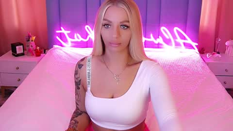 AlwaysHot online show from 01-30-25, 03:22