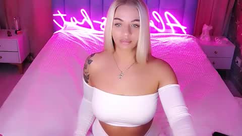 AlwaysHot online show from 11-26-25, 02:23