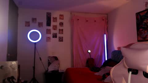 Ally online show from 03-25-26, 01:00