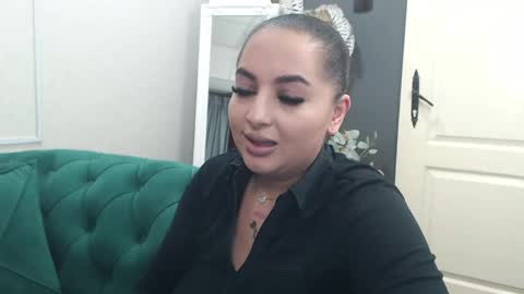         online show from 04-29-26, 06:25