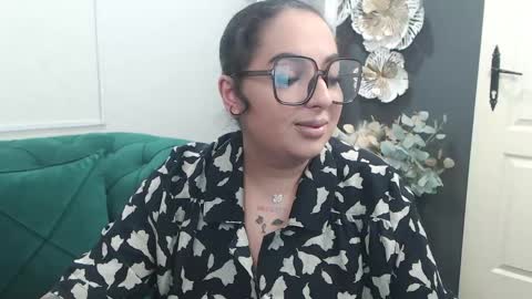         online show from 05-04-26, 06:37