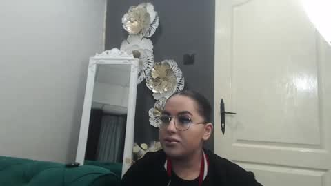         online show from 05-05-26, 07:11