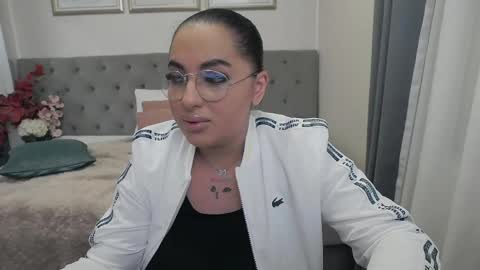         online show from 05-10-26, 02:11