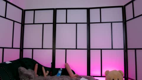 Call me Ally  online show from 04-17-26, 07:44