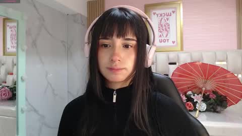 Allysa  online show from 01-14-26, 01:06