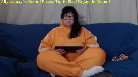 Allyssamay online show from 12-13-24, 01:55