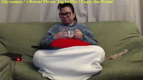 Allyssamay online show from 12-30-24, 03:14