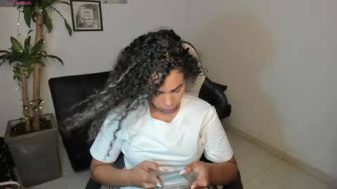 Snapshot of allyssann_smith chatting on 04-25-26, 02:25 allyssann online show from 04-25-26, 02:25