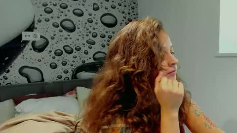 Snapshot of almafancy chatting on 09-15-25, 07:08 Alma online show from 09-15-25, 07:08