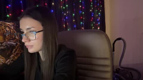 Sofia online show from 02-08-26, 09:18