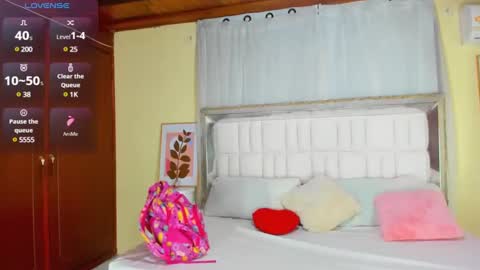 Snapshot of almasaennz chatting on 02-02-25, 07:46 online show from 02-02-25, 07:46