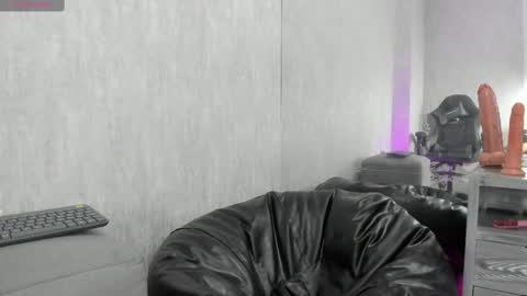 Santy online show from 10-03-25, 08:17