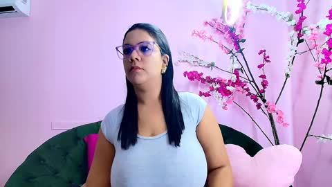 ALMENDRAEVANS online show from 12-20-24, 12:16