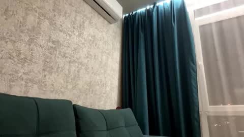 Snapshot of almetazorc chatting on 09-10-25, 09:15 Arina online show from 09-10-25, 09:15