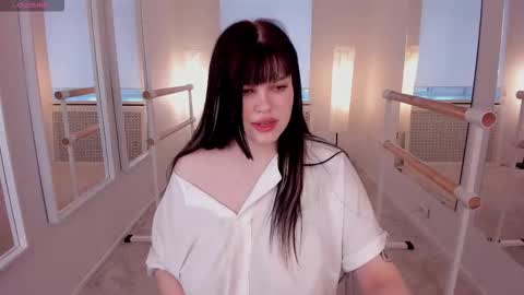 Olivia online show from 10-03-25, 05:15
