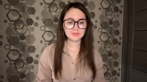 Snapshot of almostinnocent_ chatting on 09-26-25, 10:14 Anna online show from 09-26-25, 10:14