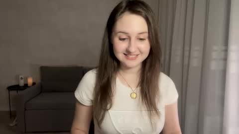 Snapshot of almostinnocent_ chatting on 11-08-25, 09:24 Anna online show from 11-08-25, 09:24