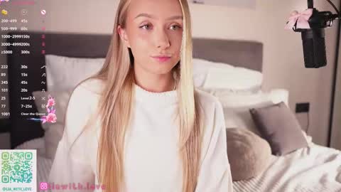 Lia online show from 09-12-25, 03:17