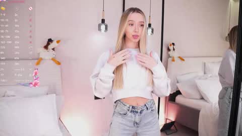 Lia online show from 05-22-26, 03:13