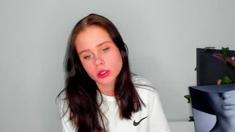 molly online show from 01-23-25, 07:43