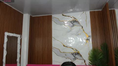 Snapshot of alonddra_tay chatting on 05-04-26, 11:39 alonddra_tay online show from 05-04-26, 11:39